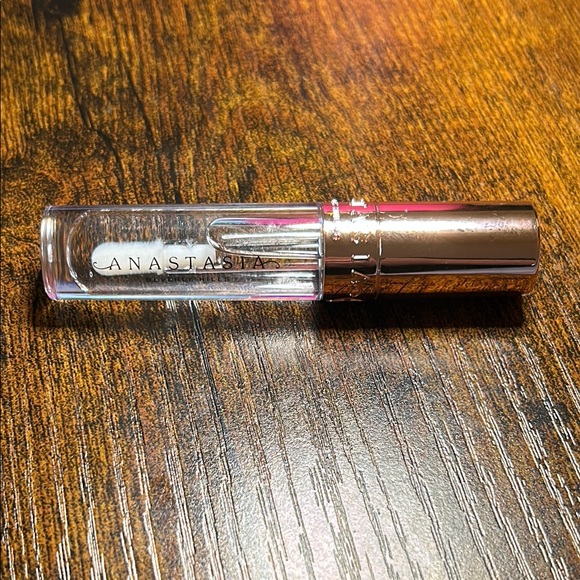 ⭐♥️ Anastasia Beverly Hills Clear Lip Gloss - Picture 2 of 3